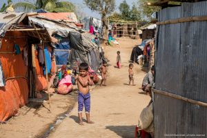 The hardly predictable consequences of the Rohingya crisis at regional and global level between looming monsoon and environmental destruction